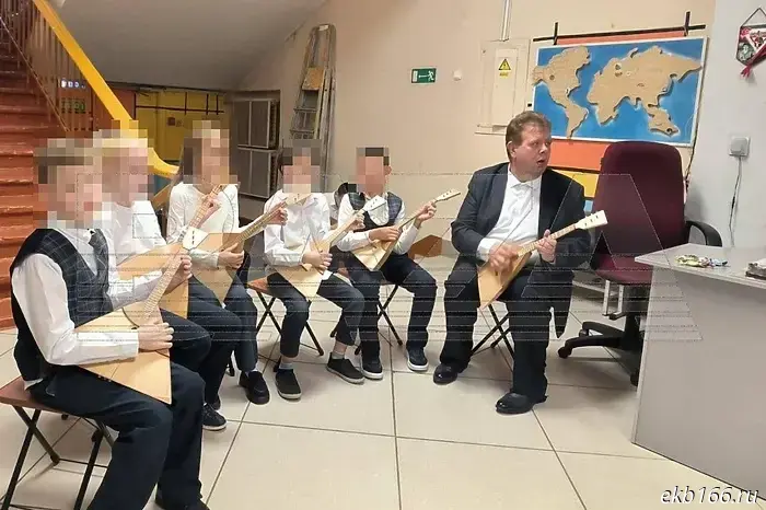 A Yekaterinburg teacher was accused of strangling children.