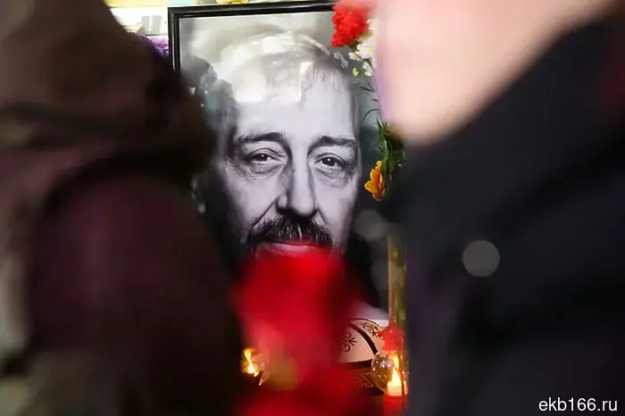 В Екатеринбурге будет создана улица в честь драматурга Николая Коляды.