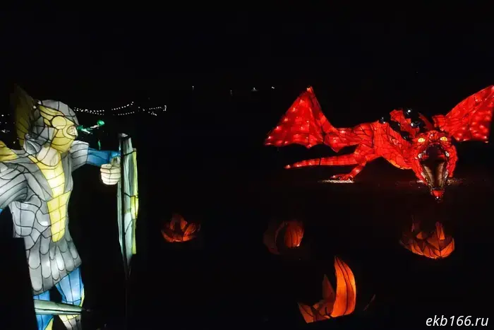 The "Kingdom of Magical Lights" festival opened in Mayakovsky Park. Photo report.