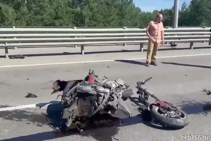Стали известны детали аварии, в результате которой вчера серьезные травмы получила девушка-байкер.