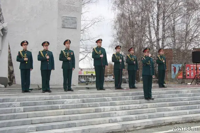 Командование ЦВО отметило парадом 101-летнего ветерана, который пошел на фронт в 17 лет. ФОТОРЕПОРТАЖ