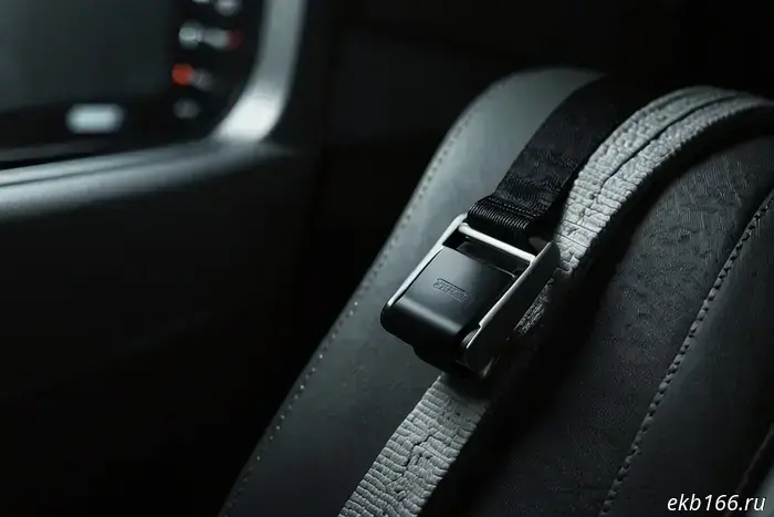 An Ekaterinburg resident was fined for an unbelted passenger who was wearing a seatbelt.