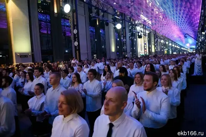 The media screen has been permanently removed from Vainer. Photo report of the final show.