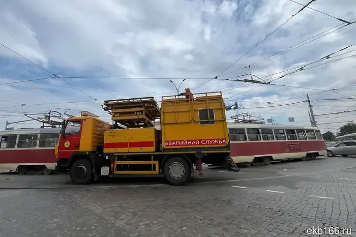 В Екатеринбурге произойдут изменения в маршрутах трамваев, троллейбусов и автобусов.