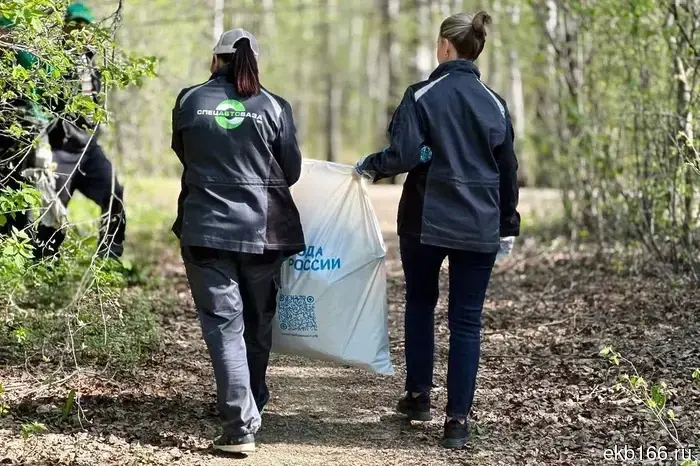 «Спецавтобаза» вывезла свыше двух тысяч кубометров отходов во время субботников.