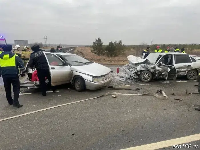 Two people were killed in a terrible crash on the Sverdlovsk highway.