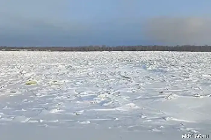 На водохранилище в Ревде утонул пожилой мужчина.