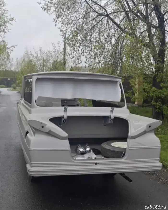 A car like the one from "Kidnapping, Caucasian Style" is being sold in Yekaterinburg.