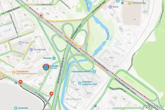 A massive traffic jam has formed on Koltsovsky Trakt due to an accident.