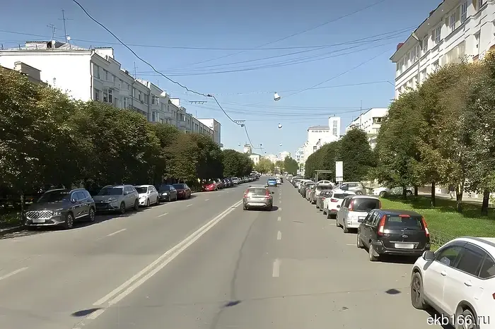 В центре Екатеринбурга одну из улиц закроют до конца этого лета.
