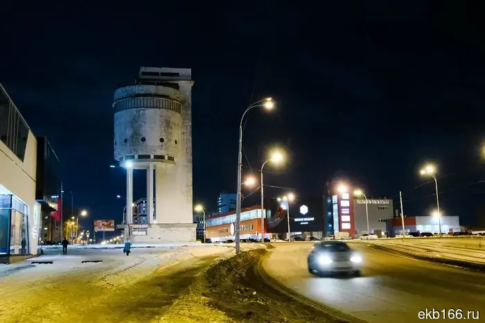 Гостиница «Мадрид» и Белая башня в Екатеринбурге будут предложены на аукцион.