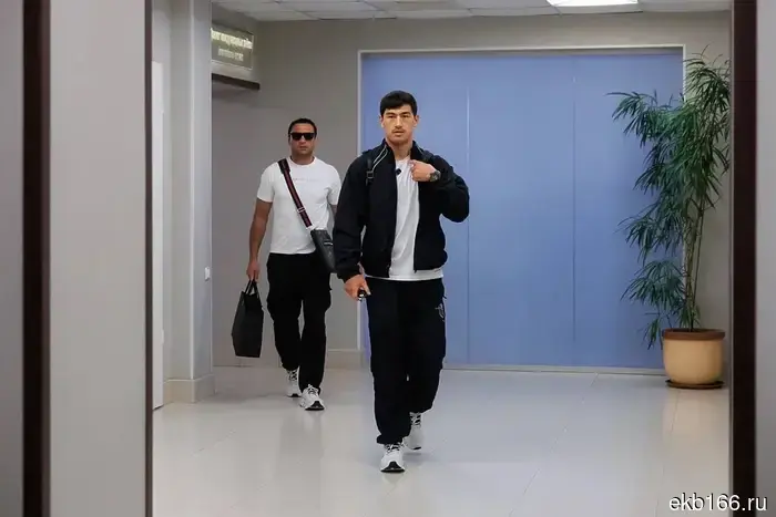 В Екатеринбург прибыл Дмитрий Бивол.