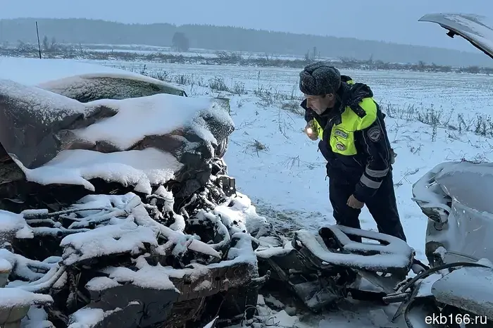 A terrible fatal accident occurred on the Sverdlovsk highway.