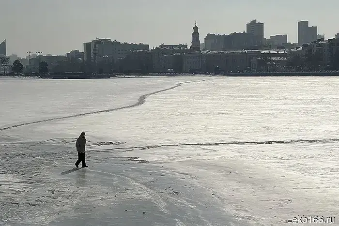 Из водохранилища в Екатеринбурге извлекли тело пожилого мужчины.