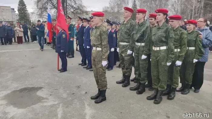 Командование ЦВО отметило парадом 101-летнего ветерана, который пошел на фронт в 17 лет. ФОТОРЕПОРТАЖ