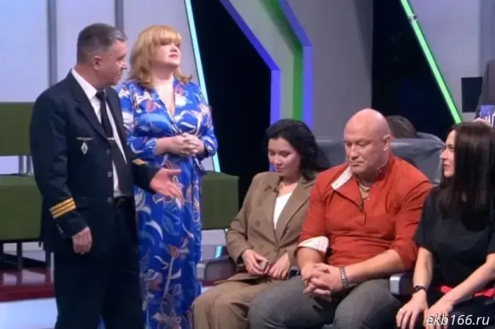 Пилот «Уральских авиалиний», отстраненный от выполнения полетов после ЧП, стал экспертом в ток-шоу.