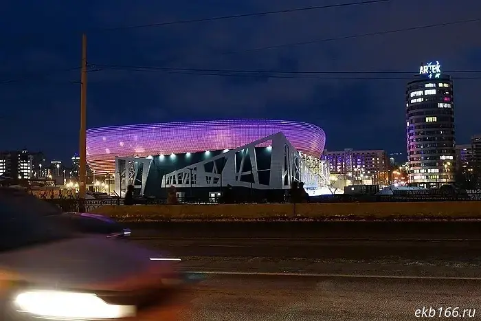 The name of the artist who will give the first major concert at UGMK Arena has been announced.