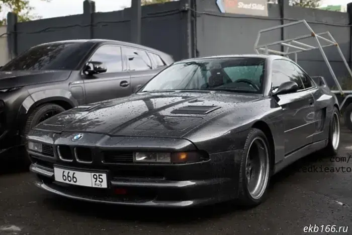An extremely rare BMW sports car was spotted in Yekaterinburg.