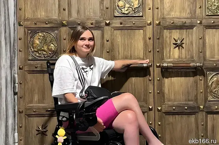 Тайские медики не обеспечили екатеринбурженку питанием, которая пришла в кому после операции по удалению зуба.