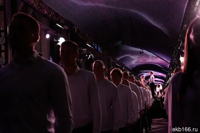 The media screen has been permanently removed from Vainer. Photo report of the final show.