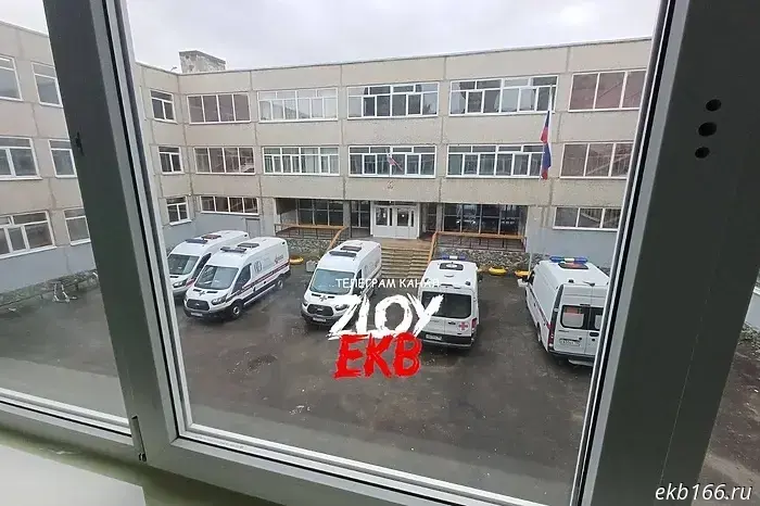 "The noise is like there's a runway nearby," Yekaterinburg residents complained about the continuous hum.