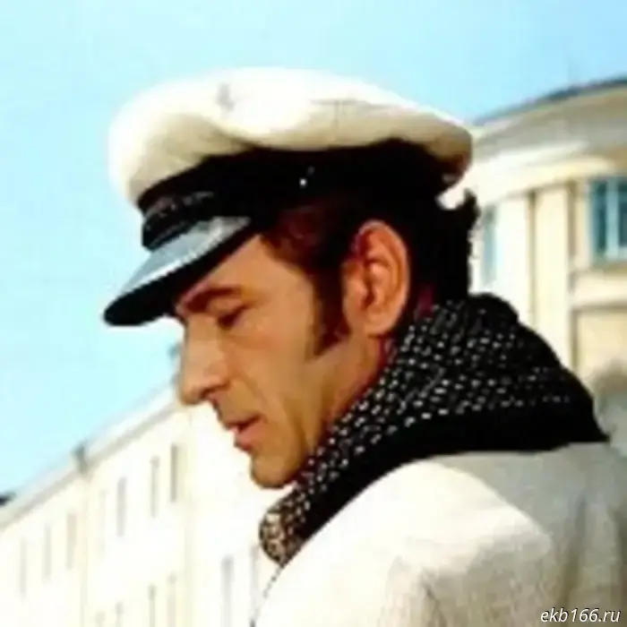 У жительницы Екатеринбурга похитили телефон в автобусе.