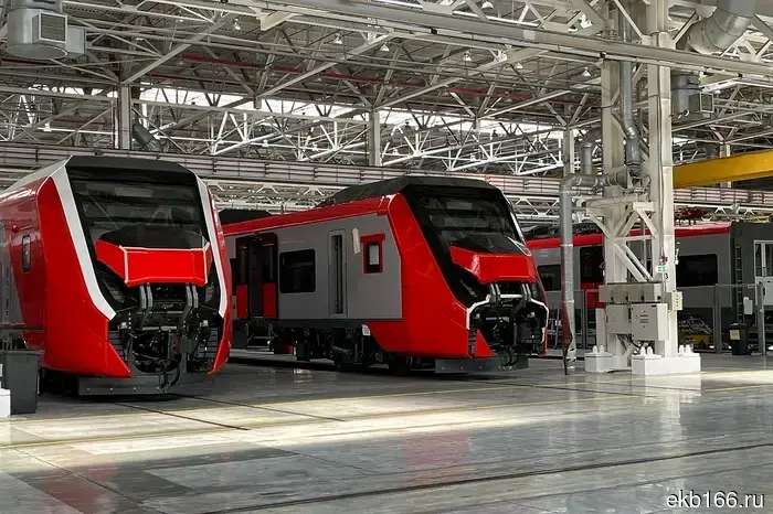 Между Москвой и Екатеринбургом будет возведена высокоскоростная железнодорожная магистраль.