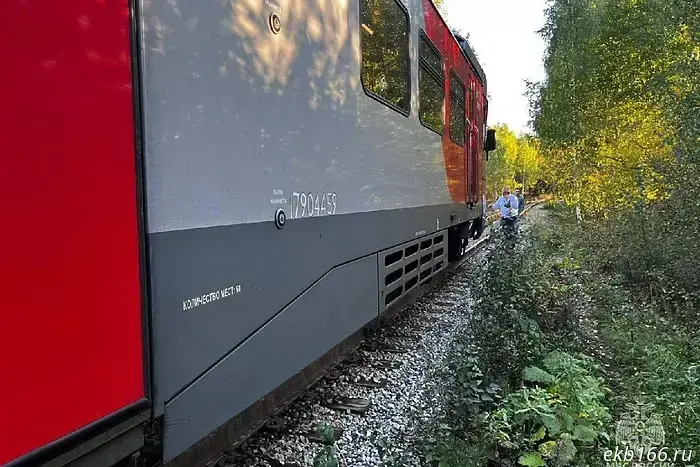 A car crashed into a commuter train near Yekaterinburg.