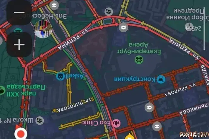 The streets are blocked: in Yekaterinburg, a crowd paralyzed the city center.