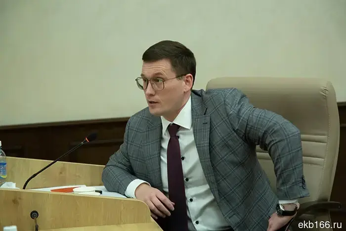 Депутат городской думы предложил властям Екатеринбурга возводить типовые школы вместо «дворцов».