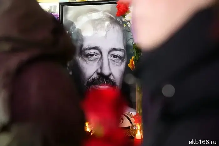 В Екатеринбурге будет создана улица в честь драматурга Николая Коляды.