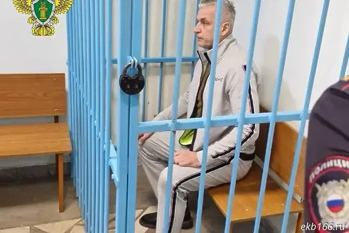 A Sverdlovsk deputy mayor was arrested for taking a large bribe.