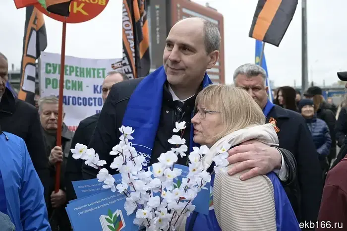 The Orenburg resident who ran up to Governor Pasler had his arrest term shortened.
