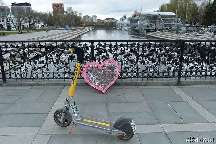 Artemy Lebedev ranked Yekaterinburg higher than Geneva and Los Angeles in terms of interest for travelers.