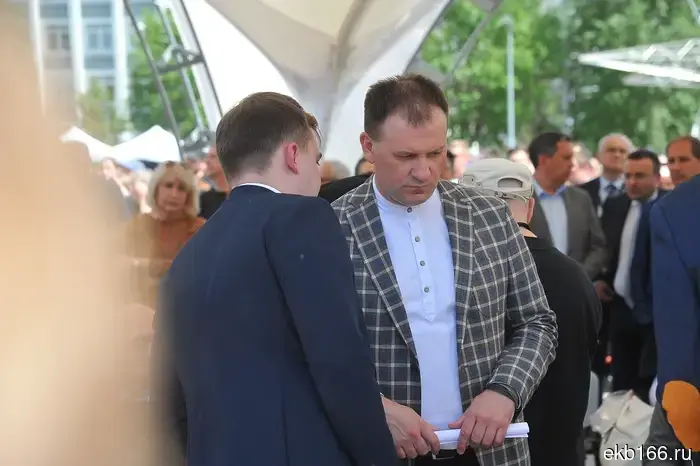 После ухода Ильи Маркова в Екатеринбурге не удается подобрать нового куратора культуры.