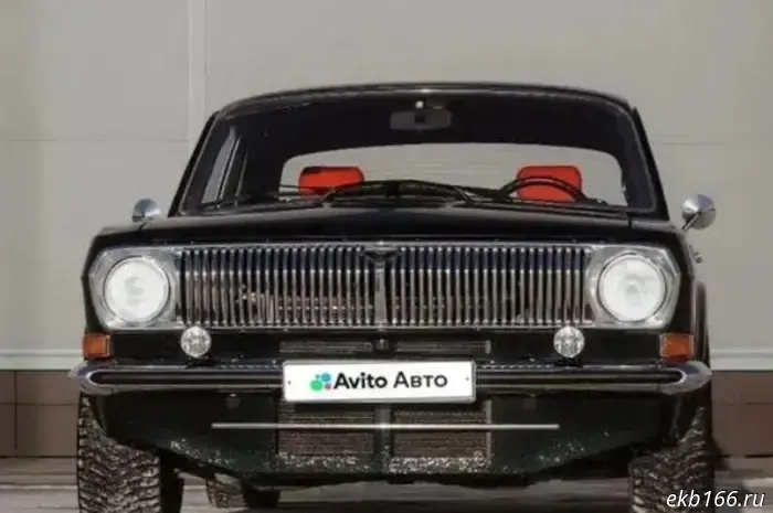 In Yekaterinburg, a "Volga" was put up for sale for nearly 6 million.