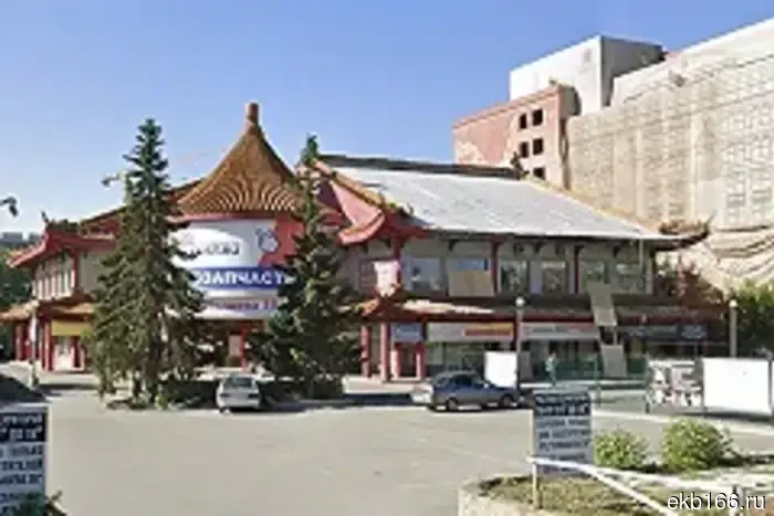 The construction of high-rise buildings on the embankment near the Ural representative office in Yekaterinburg is canceled.