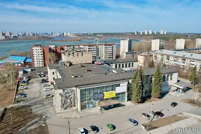 Судебные приставы закрыли дом культуры «Химмаш».