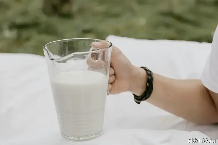 Tons of potentially dangerous milk have been withdrawn from stores in the Sverdlovsk region.