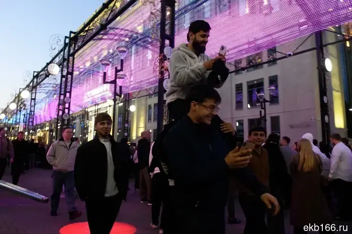 The media screen has been permanently removed from Vainer. Photo report of the final show.