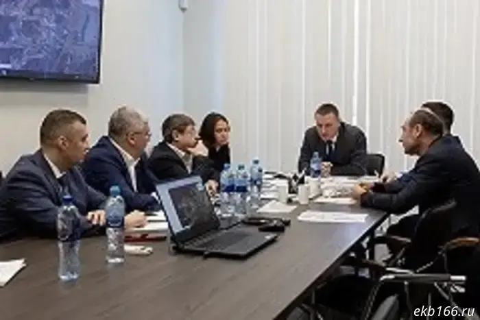 Жители Ботаники, протестующие против «свечечной» застройки, заручились поддержкой новых союзников в властных структурах.