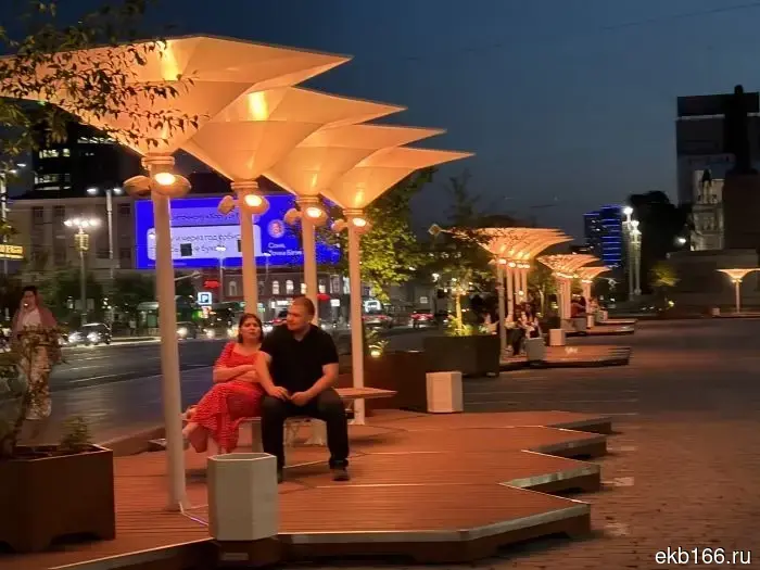 A free summer space for relaxation opens in the center of Yekaterinburg.