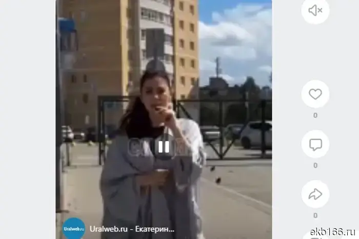 Жители жилого комплекса на Вторчермете против установки застройщиком шлагбаума вместо ворот.