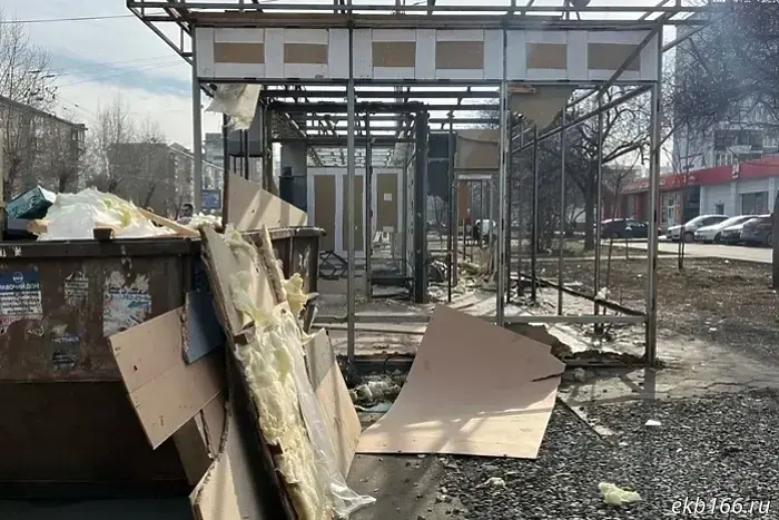 Famous kiosks selling Chinese exotica near "Tagansky Ryad" were torn down.