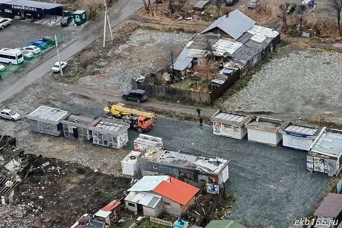 A new kiosk graveyard was discovered in Yekaterinburg.
