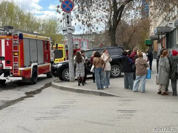 В центре Екатеринбурга случился пожар.