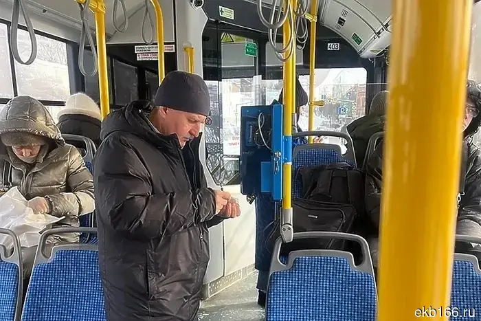 Жителей Екатеринбурга, испытывающих трудности с оплатой проезда из-за сбоя, не будут считать безбилетными пассажирами.