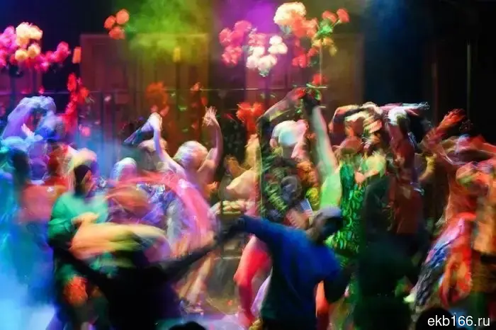 The Yekaterinburg Theater, whose poster is viewed more often than others, was named by the "big three" operator.