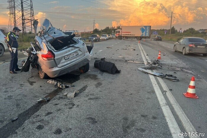 Lada driver dies in the evening on EKAD (PHOTO)