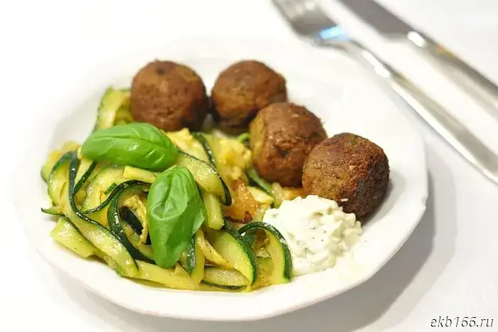 A famous vegetarian café in the center of Yekaterinburg announced its closure.